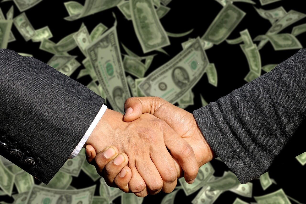 handshake, agreement, trade-3100563.jpg